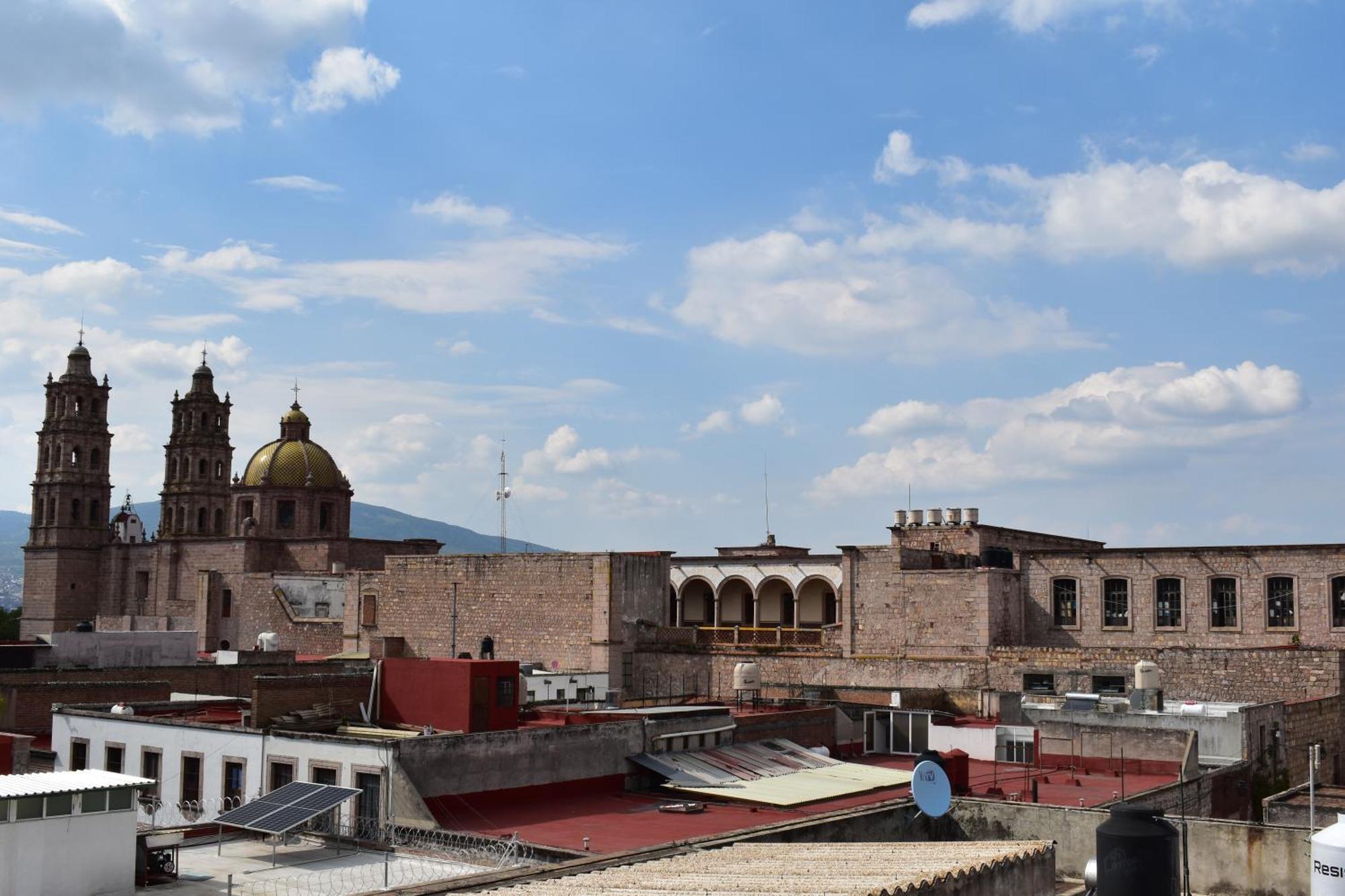 El Suburbio - Serapio Rendon Morelia Exteriör bild